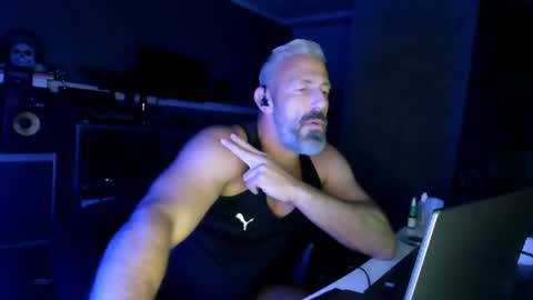 Snapshot of ruffi77 chatting on July 2026 02:53:01 AM Chico que rico Caliente online show from July 2026 02:53:01 AM