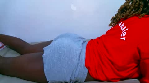 Snapshot of rukaia chatting on September 2025 01:46:02 PM sasha online show from September 2025 01:46:02 PM