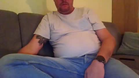 Snapshot of runner_1978 chatting on January 2025 10:12:02 PM runner_1978 online show from January 2025 10:12:02 PM