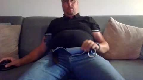 Snapshot of runner_1978 chatting on September 2025 09:36:02 PM runner_1978 online show from September 2025 09:36:02 PM