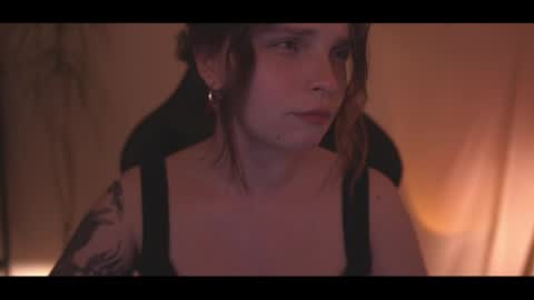 Elena online show from April 2026 10:01:01 PM