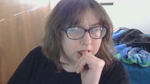 Snapshot of runny_eggs chatting on May 2026 02:02:01 PM runny_eggs online show from May 2026 02:02:01 PM