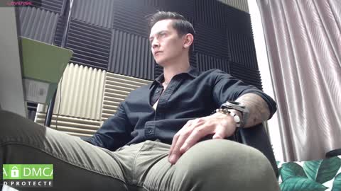 MillionDollarGuy online show from January 2025 03:06:02 AM