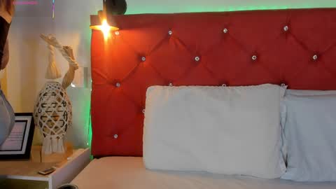 Ruth online show from October 2025 12:55:02 PM