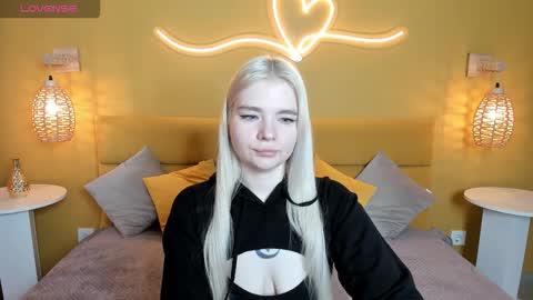 Snapshot of ruthbryant chatting on September 2025 01:38:02 AM ruthbryant online show from September 2025 01:38:02 AM