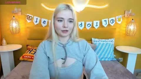 Snapshot of ruthbryant chatting on September 2025 01:16:02 PM ruthbryant online show from September 2025 01:16:02 PM