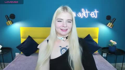 Snapshot of ruthbryant chatting on October 2025 01:14:01 AM ruthbryant online show from October 2025 01:14:01 AM