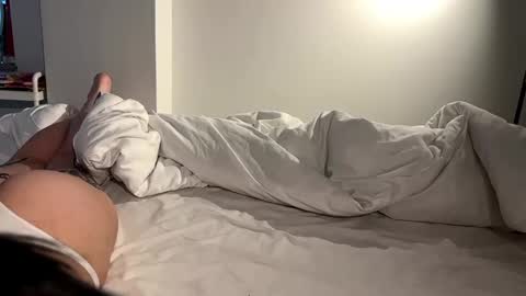 Jess online show from April 2026 05:07:01 AM