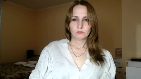 Ruth online show from November 2025 06:03:02 PM