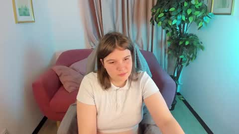 Snapshot of ruyjin_choi chatting on May 2026 11:05:01 AM Ruyjin online show from May 2026 11:05:01 AM