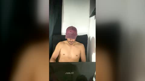 Snapshot of rv586849 chatting on March 2026 11:43:01 PM rv586849 online show from March 2026 11:43:01 PM
