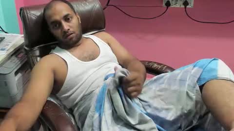 Snapshot of rwb17 chatting on October 2025 11:11:02 AM rwb17 online show from October 2025 11:11:02 AM