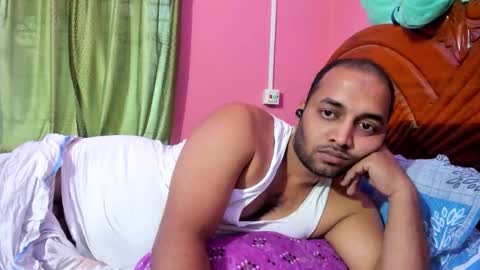 Snapshot of rwb17 chatting on October 2025 09:53:02 AM rwb17 online show from October 2025 09:53:02 AM