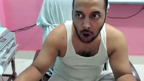 Snapshot of rwb17 chatting on November 2025 10:39:02 AM rwb17 online show from November 2025 10:39:02 AM