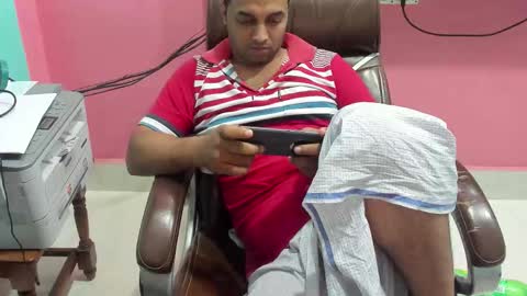 Snapshot of rwb17 chatting on November 2025 03:55:02 PM rwb17 online show from November 2025 03:55:02 PM