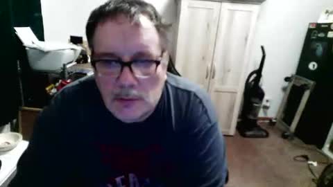 rwzar_1965 online show from May 2026 05:46:02 AM
