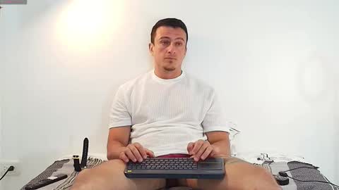 Sr Coast online show from October 2025 10:41:02 PM