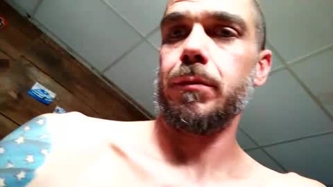 ryan198650 online show from June 2026 01:32:02 AM