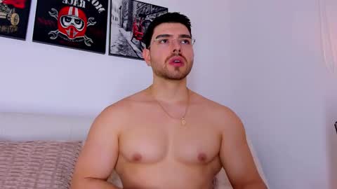 Ryan  online show from October 2025 01:03:02 AM