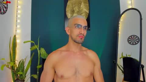 Ryan independent model online show from September 2025 12:57:02 AM