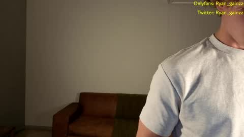 Snapshot of ryan_gainzz chatting on August 2026 05:18:02 PM Ryan gainzz online show from August 2026 05:18:02 PM