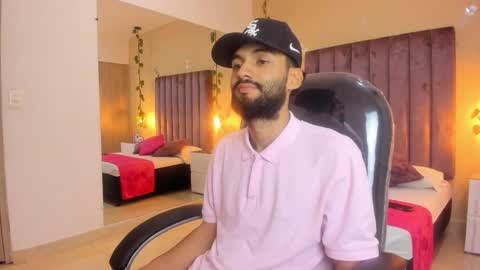 ryan_jackson_ online show from November 2025 04:15:02 AM