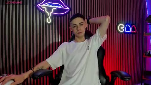 Snapshot of ryan_sailor chatting on October 2025 11:29:02 PM RYAN online show from October 2025 11:29:02 PM