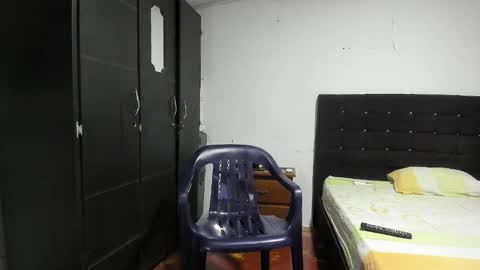 ryan_xc1 online show from October 2025 02:15:01 AM