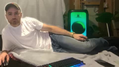 Ryan Jizz online show from October 2025 02:34:01 AM