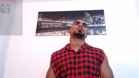 Instagram  Ryandwrn online show from October 2025 05:51:02 AM