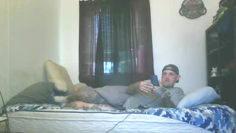 ryanmeeker4166 online show from June 2026 10:01:02 PM
