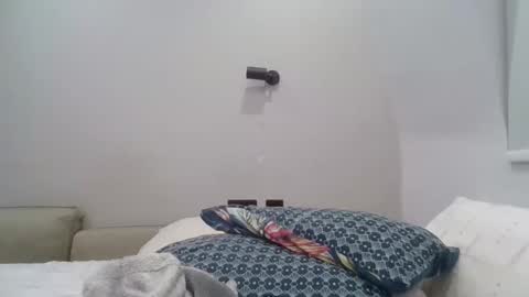 anonomousstoneruk online show from November 2025 03:17:01 AM