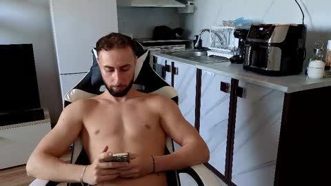 ryanstorm1 online show from November 2025 11:23:02 AM