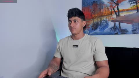 ryanwhite3 online show from December 2025 09:33:01 PM