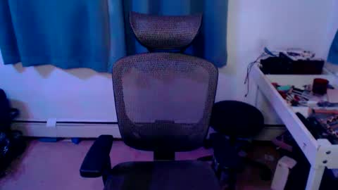 Snapshot of ryff_burnz chatting on February 2025 05:05:02 AM Ryff Burnz online show from February 2025 05:05:02 AM