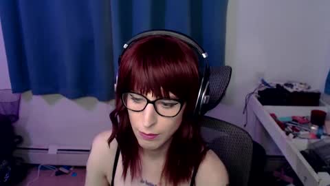 Snapshot of ryff_burnz chatting on February 2025 04:44:01 AM Ryff Burnz online show from February 2025 04:44:01 AM