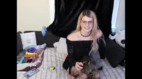 Ryn Michele online show from December 2024 05:26:02 PM