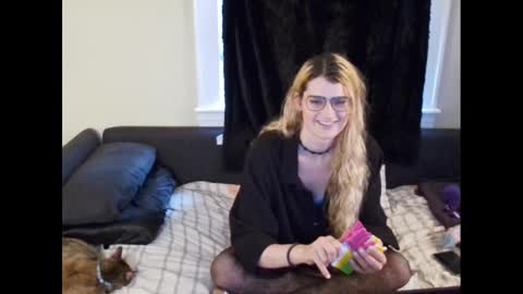 Ryn Michele online show from December 2024 06:37:02 PM