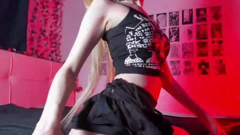 Lily online show from October 2025 03:36:02 AM