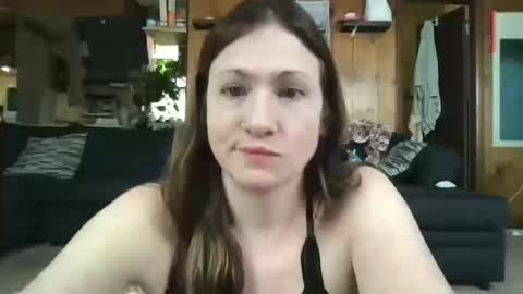 s496925 online show from October 2025 05:34:01 PM