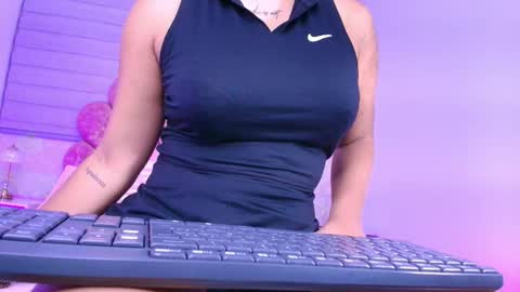 Samantha online show from November 2025 03:07:01 AM