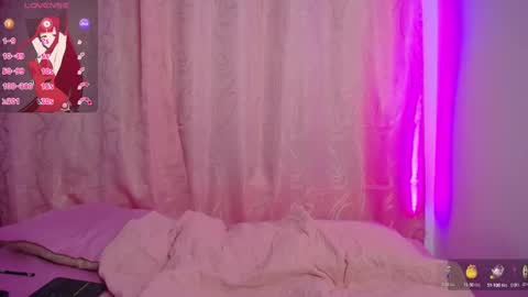 Snapshot of saalomee_1 chatting on December 2024 10:27:02 PM saalomee 1 online show from December 2024 10:27:02 PM