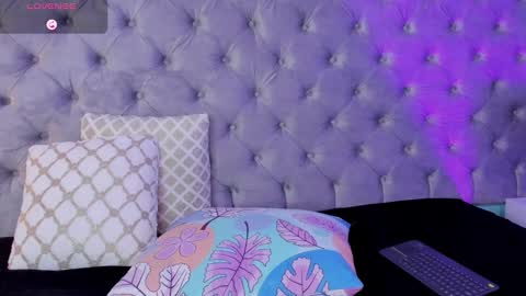 Saamy Reyes online show from December 2024 12:52:02 AM