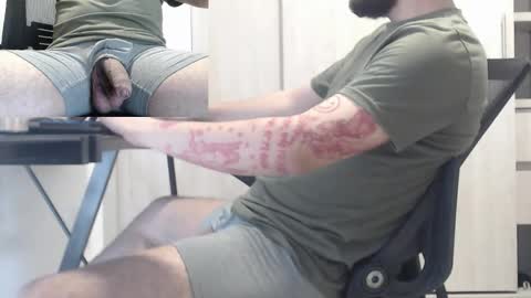 Saat online show from October 2025 02:15:01 AM