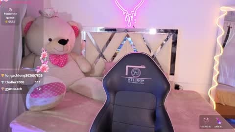 saaya_tay online show from June 2026 06:52:02 AM