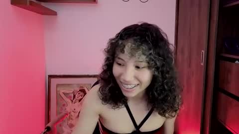 Snapshot of sabaha_ chatting on September 2025 10:48:01 PM S A B A H A online show from September 2025 10:48:01 PM