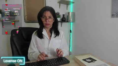 sabinadeluxe_cg online show from October 2025 01:42:02 PM