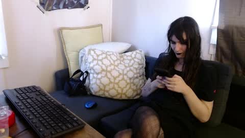 sabinewinters online show from April 2026 06:45:02 PM