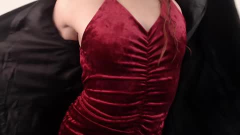 Snapshot of sabriinaa_fox chatting on May 2026 02:22:02 PM sabriinaa fox online show from May 2026 02:22:02 PM