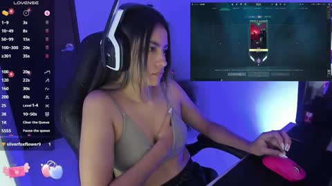 Angie  online show from November 2025 08:42:02 PM